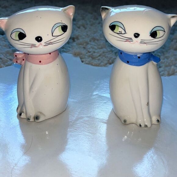 Vintage Holt Howard Cuddle Cats Salt & Pepper Shakers - Picture 2 of 13